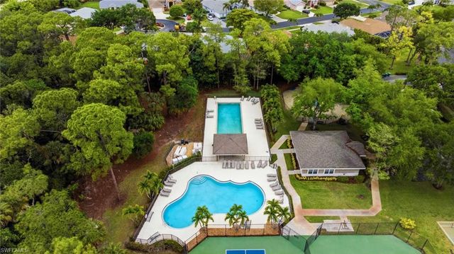 1059 Briarwood BLVD, Naples, FL 34104