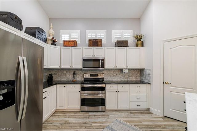 1059 Briarwood BLVD, Naples, FL 34104