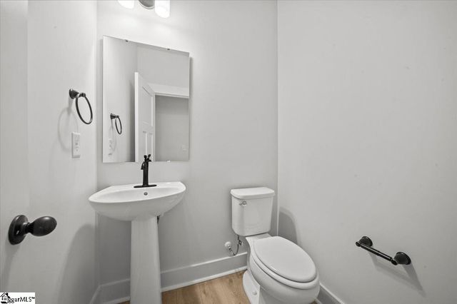 125 Wells Crossing Lane, Seneca, SC 29678