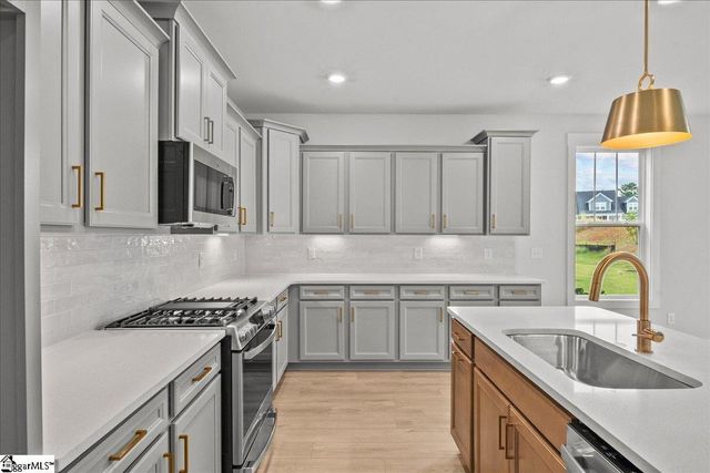 125 Wells Crossing Lane, Seneca, SC 29678