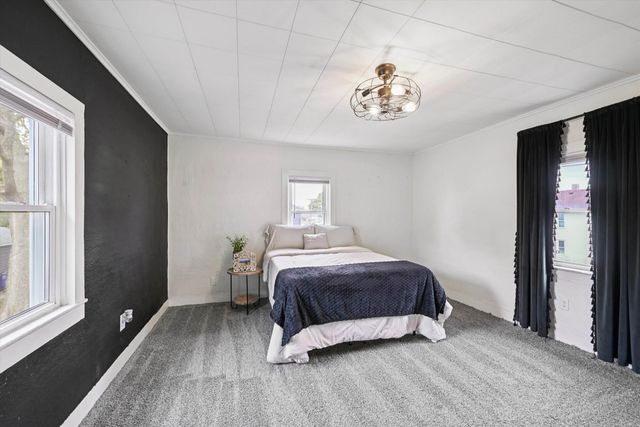 112 E Tuttle Street, Norway, IA 52318