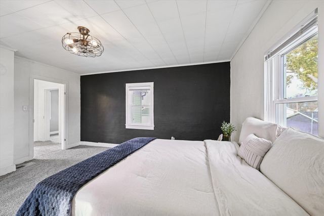 112 E Tuttle Street, Norway, IA 52318