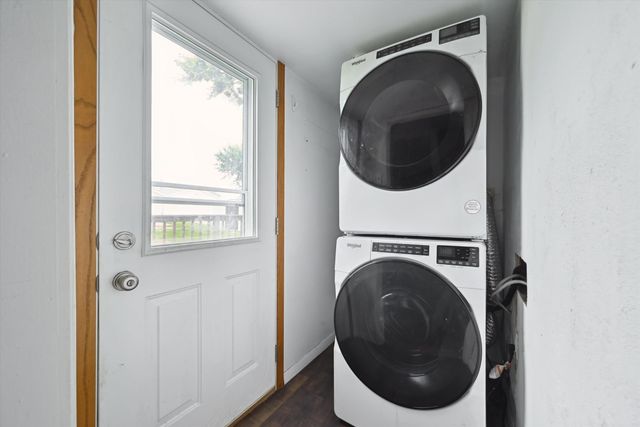 112 E Tuttle Street, Norway, IA 52318