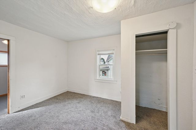 112 E Tuttle Street, Norway, IA 52318