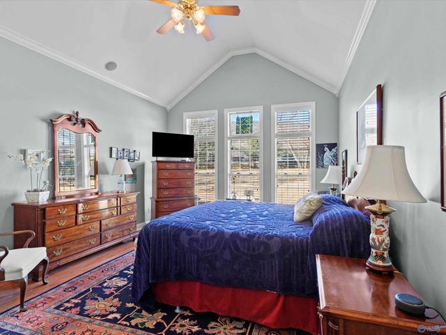 7102 Lost Pond Circle SE, Owens Cross Roads, AL 35763