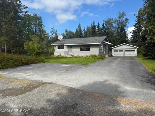 220 E Beluga Avenue, Soldotna, AK 99669