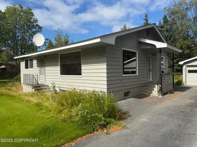 220 E Beluga Avenue, Soldotna, AK 99669