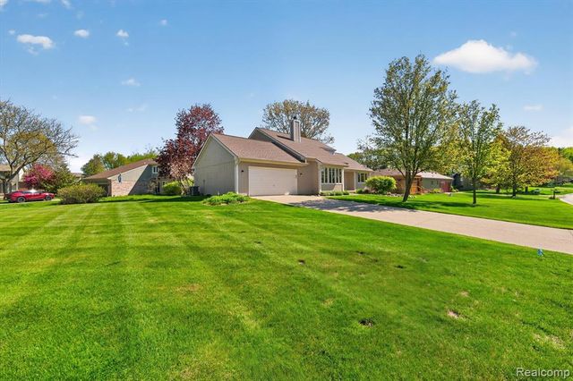 2476 Cedar Key Drive, Lake Orion, MI 48360