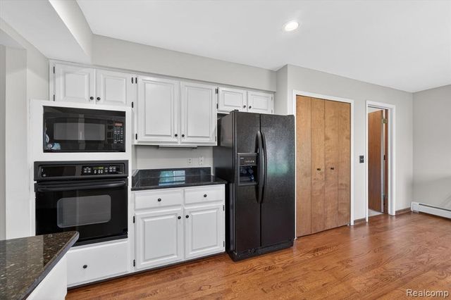 2476 Cedar Key Drive, Lake Orion, MI 48360