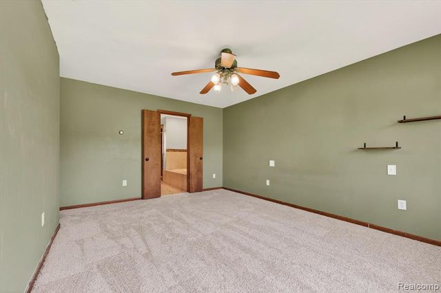 2476 Cedar Key Drive, Lake Orion, MI 48360
