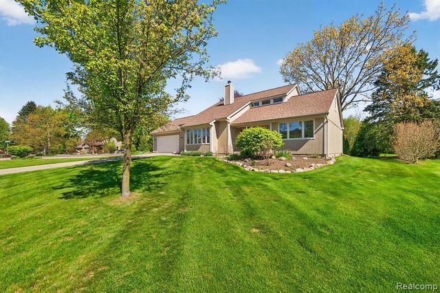 2476 Cedar Key Drive, Lake Orion, MI 48360