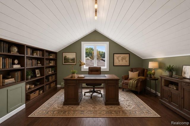 2476 Cedar Key Drive, Lake Orion, MI 48360