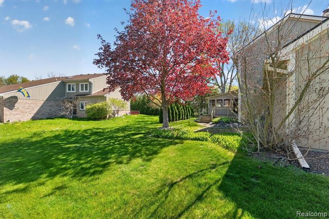 2476 Cedar Key Drive, Lake Orion, MI 48360