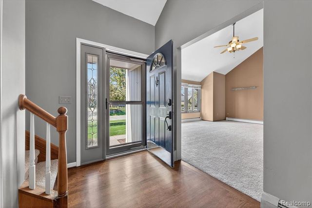 2476 Cedar Key Drive, Lake Orion, MI 48360