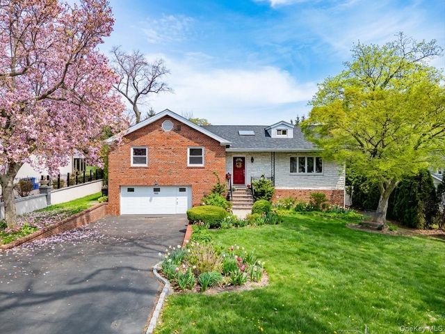 1020 Grant Avenue, Pelham, NY 10803