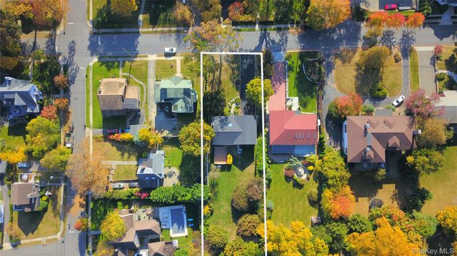 1020 Grant Avenue, Pelham, NY 10803