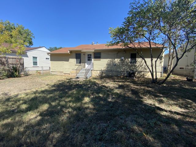 2322 Fenwick Drive, Dallas, TX 75228