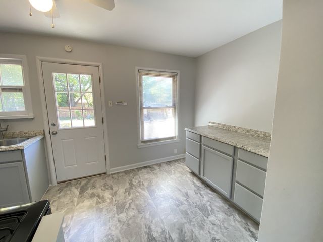 2322 Fenwick Drive, Dallas, TX 75228