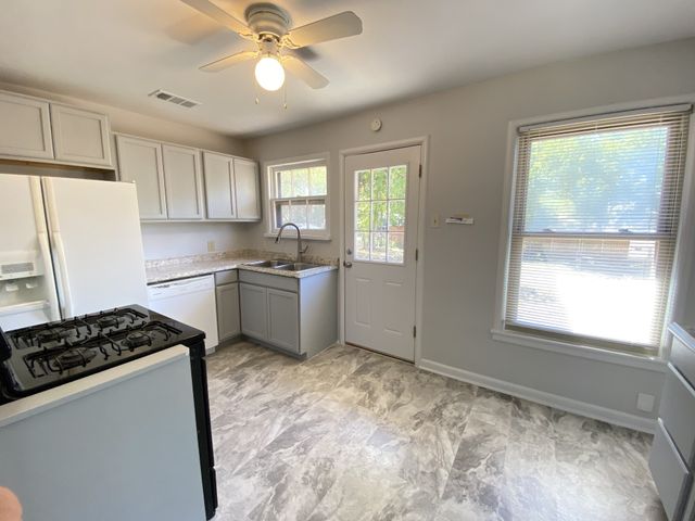 2322 Fenwick Drive, Dallas, TX 75228