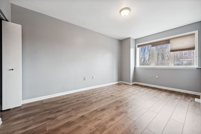 4528 S Saint Lawrence Avenue, Chicago, IL 60653