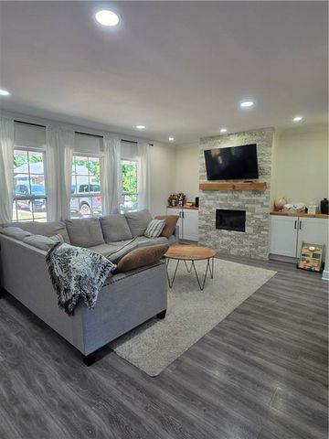 150 Sims Street, Winder, GA 30680