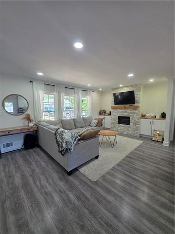 150 Sims Street, Winder, GA 30680