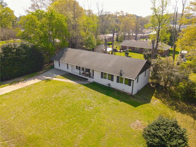 150 Sims Street, Winder, GA 30680