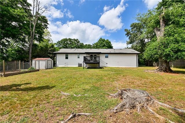 150 Sims Street, Winder, GA 30680