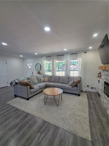 150 Sims Street, Winder, GA 30680