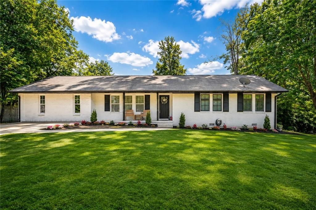 150 Sims Street, Winder, GA 30680