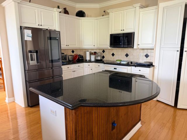 2285 Ridgewood Circle, Royal Palm Beach, FL 33411
