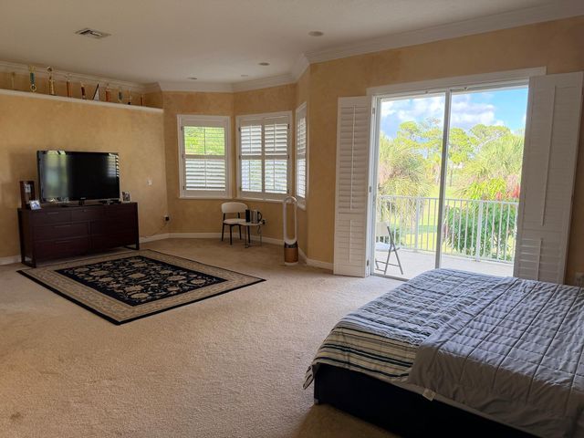 2285 Ridgewood Circle, Royal Palm Beach, FL 33411