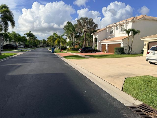 2285 Ridgewood Circle, Royal Palm Beach, FL 33411