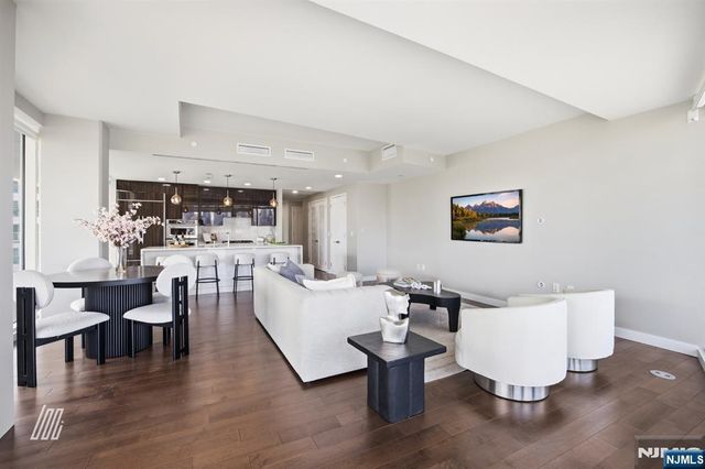 800 Ave At Port Imperial Boulevard 806, Weehawken, NJ 07086