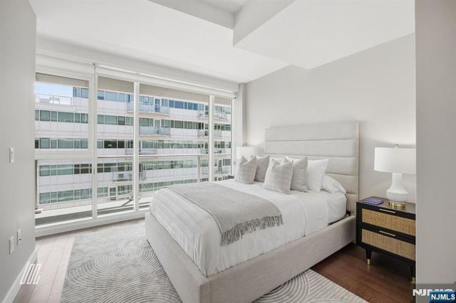 800 Ave At Port Imperial Boulevard 806, Weehawken, NJ 07086