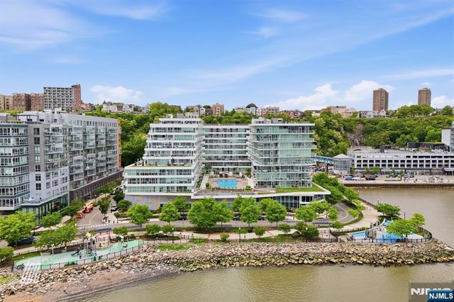 800 Ave At Port Imperial Boulevard 806, Weehawken, NJ 07086