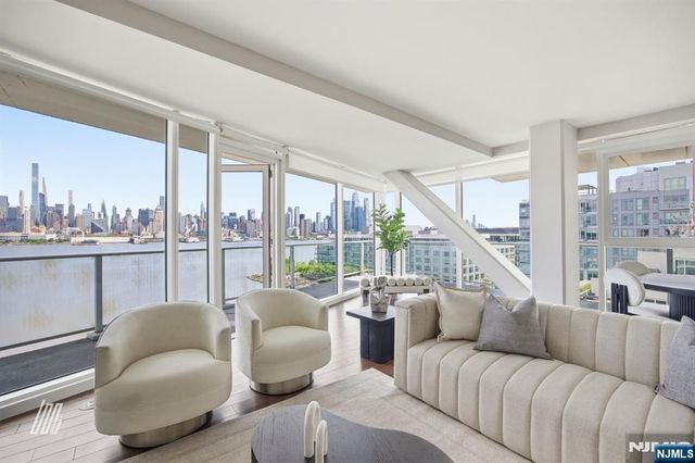 800 Ave At Port Imperial Boulevard 806, Weehawken, NJ 07086
