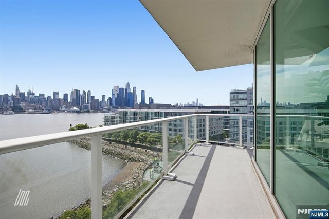 800 Ave At Port Imperial Boulevard 806, Weehawken, NJ 07086