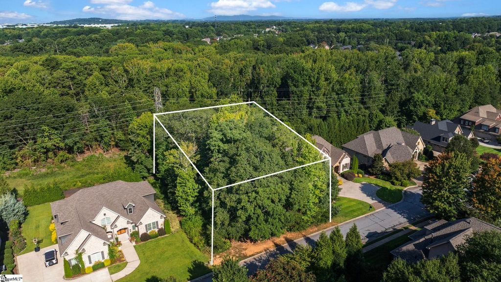 304 Chamblee Boulevard, Greenville, SC 29615