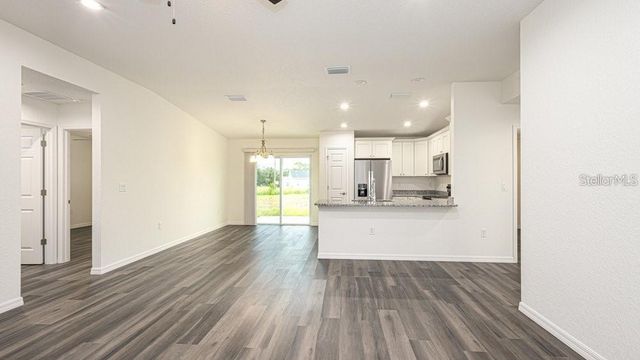 151 MALAUKA ROAD, Ocklawaha, FL 32179