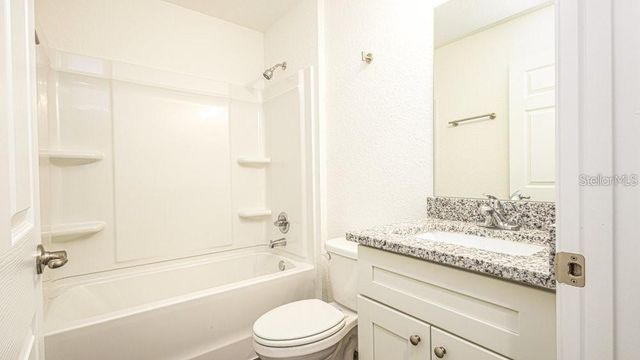 151 MALAUKA ROAD, Ocklawaha, FL 32179