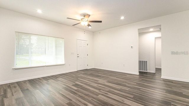 151 MALAUKA ROAD, Ocklawaha, FL 32179