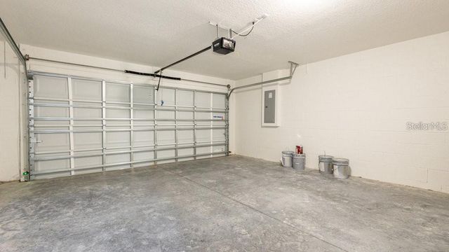 151 MALAUKA ROAD, Ocklawaha, FL 32179