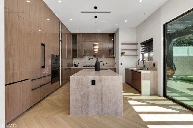 13342 Friar Street, Valley Glen, CA 91401