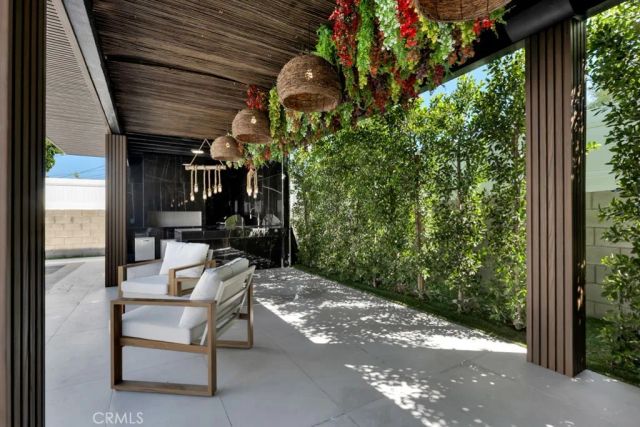 13342 Friar Street, Valley Glen, CA 91401
