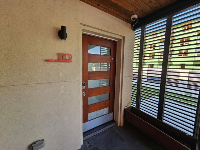 4806 Virginia Avenue 110, Dallas, TX 75204