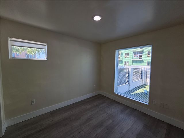 4806 Virginia Avenue 110, Dallas, TX 75204