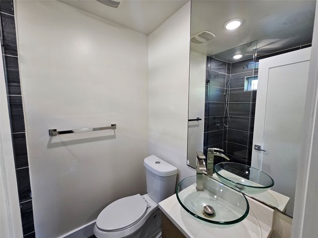 4806 Virginia Avenue 110, Dallas, TX 75204