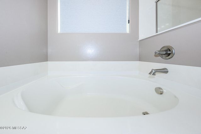 112 E Adytum Place, Vail, AZ 85641