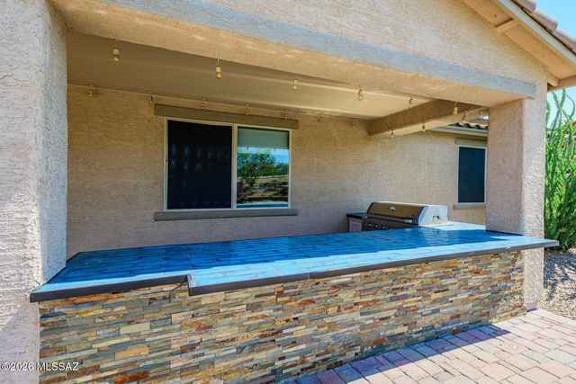 112 E Adytum Place, Vail, AZ 85641